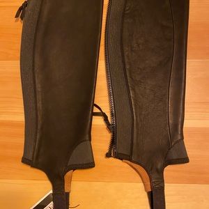 Ariat Close Contact Half Chaps